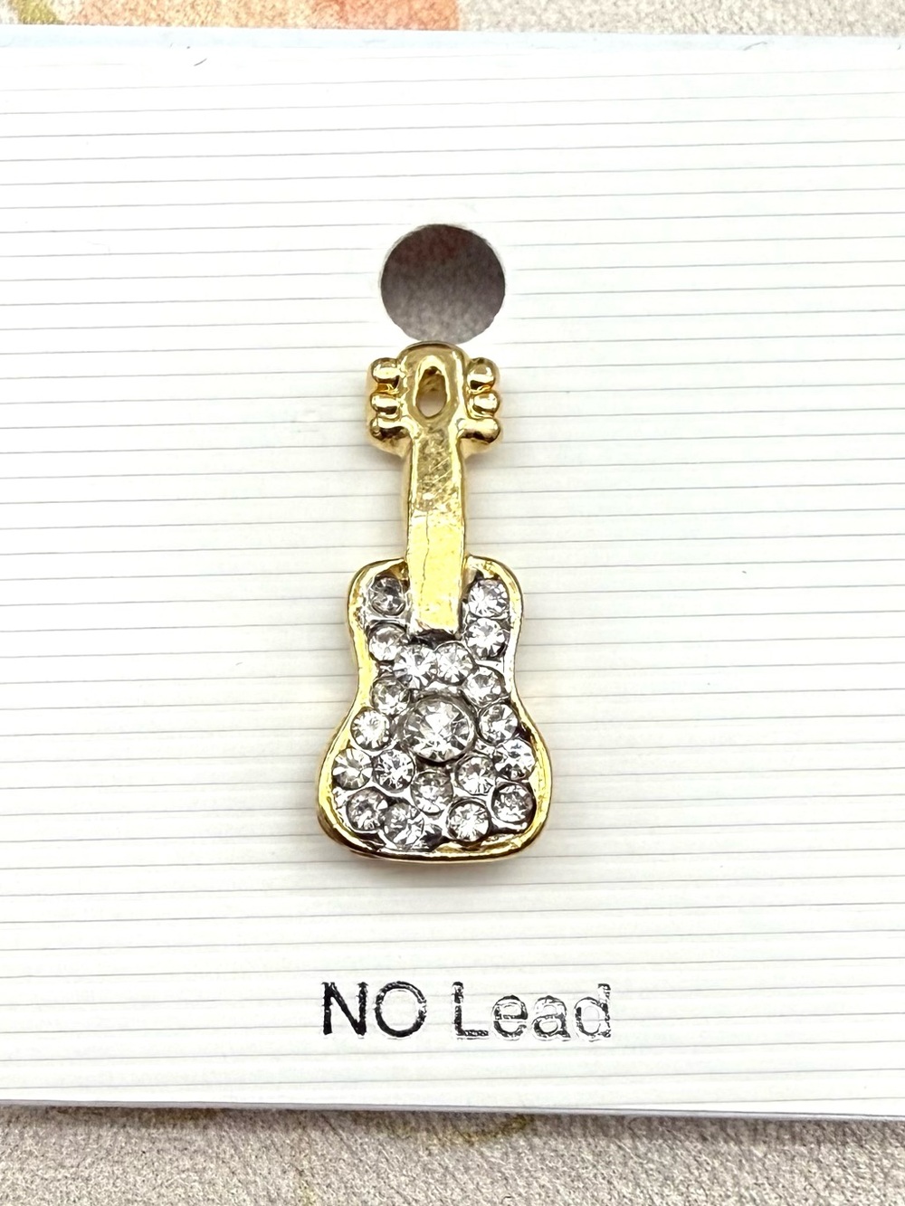 Small Guitar Brooch Pin-New